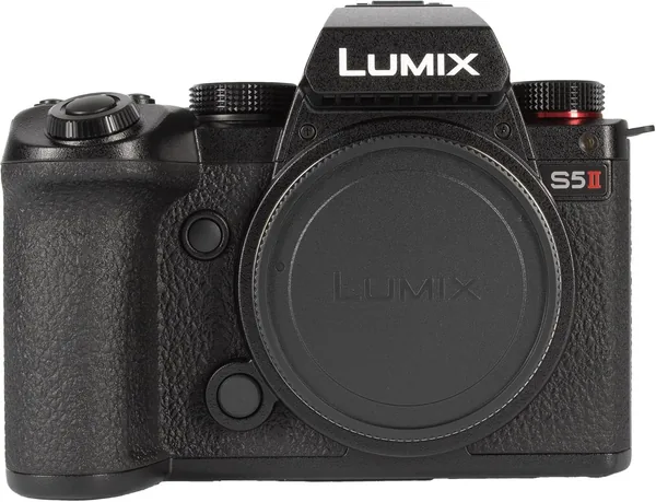 Lumix S5II