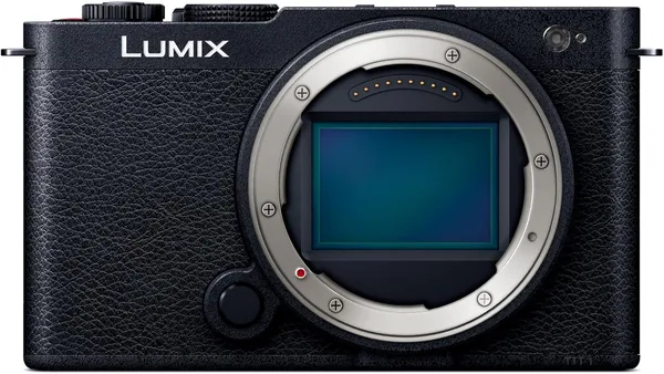 LUMIX S9