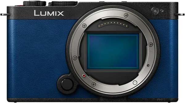 LUMIX S9