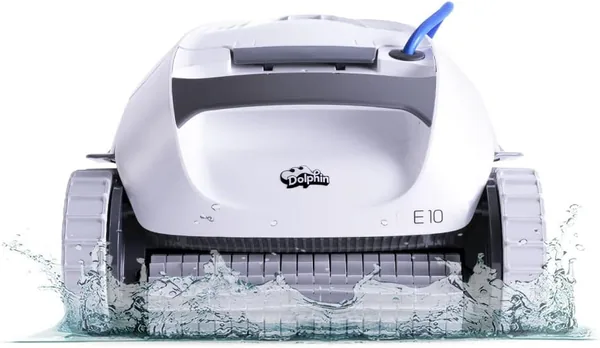 E10