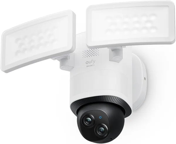 Dual-Lens 360° Coverage Floodlight Camera E340